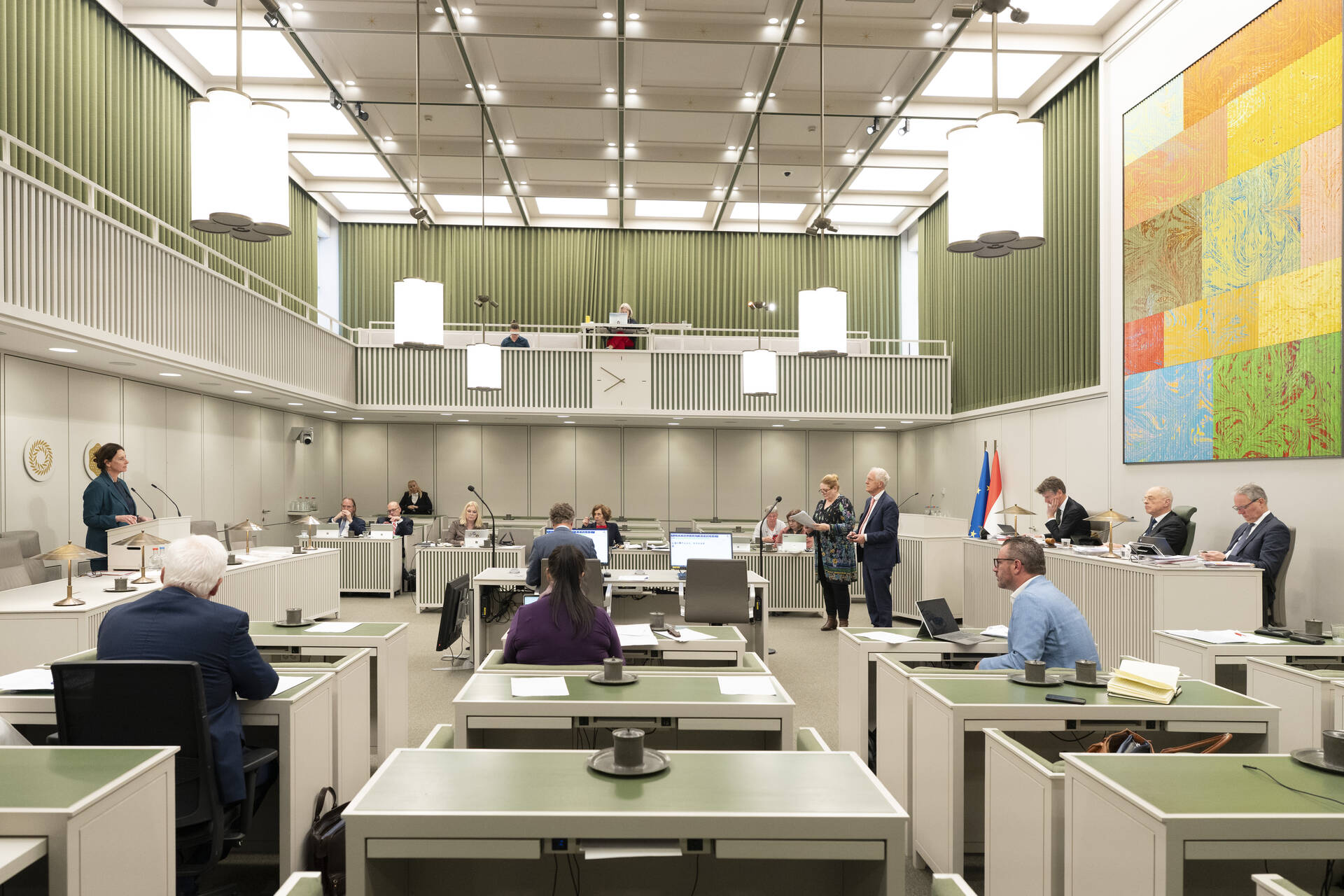 De plenaire zaal tijdens het debat
