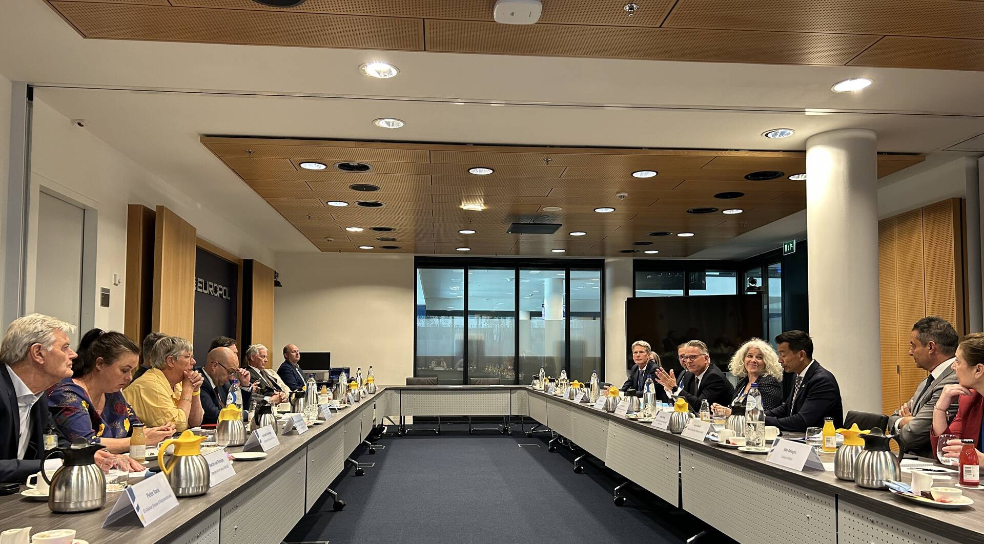 Eerste Kamerleden in gesprek met Europol
