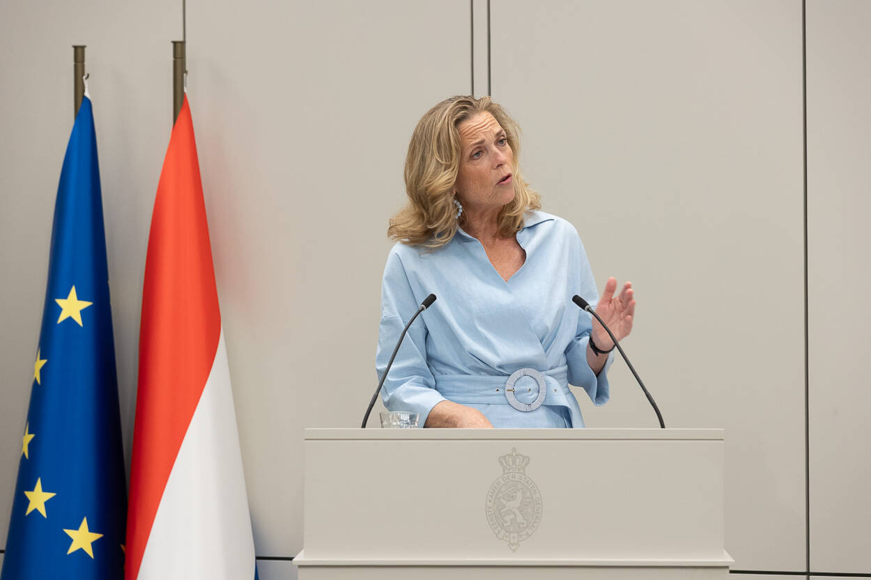Senator Van der Linden (VVD) hield haar maidenspeech