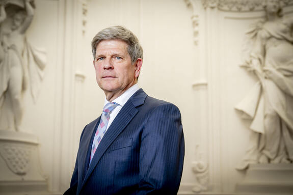 Hans Nijhout is de nieuwe externe vertrouwenspersoon van de Eerste Kamer