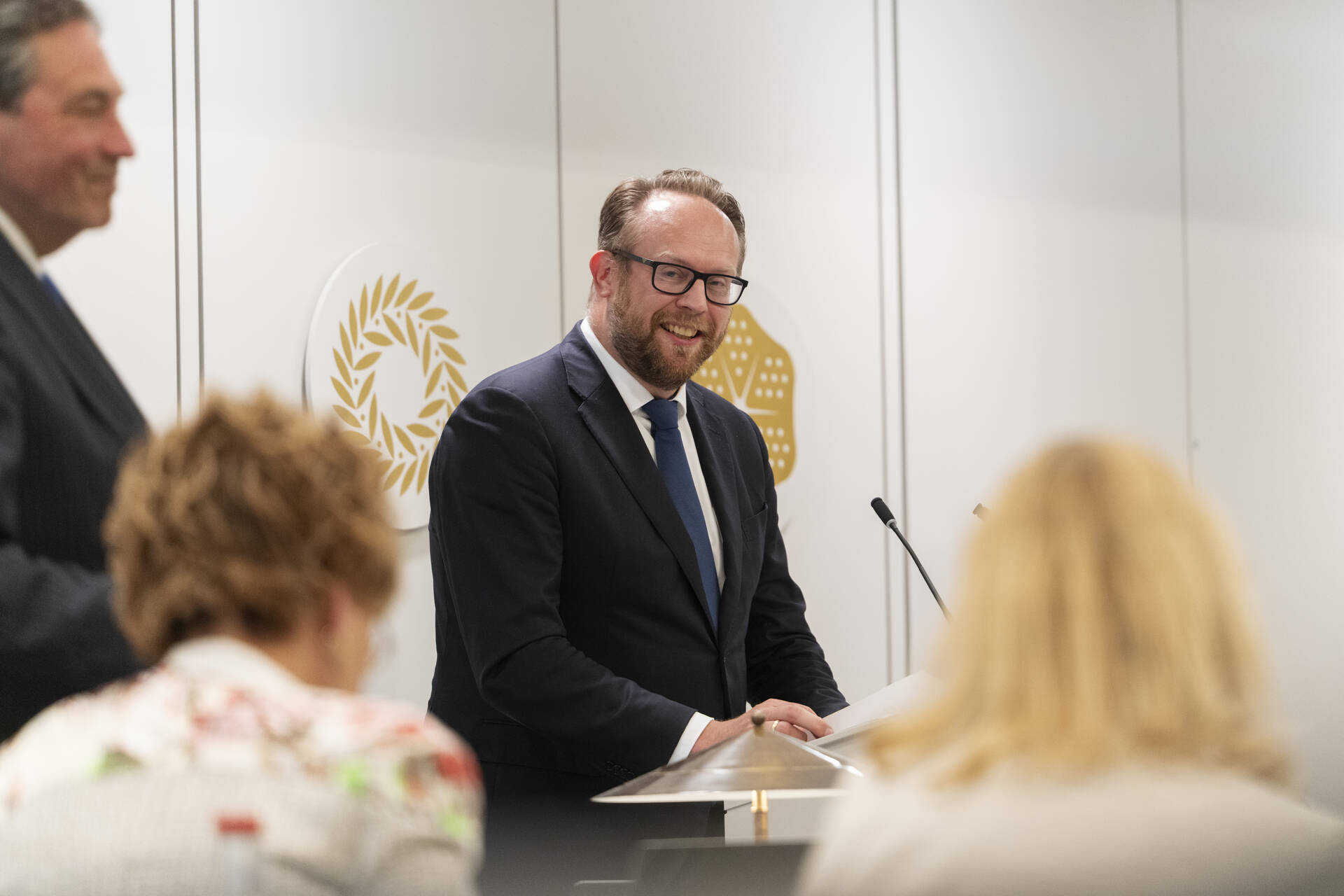 Minister Heerma van Binnenlandse Zaken tijdens het debat op 15 juni 2026