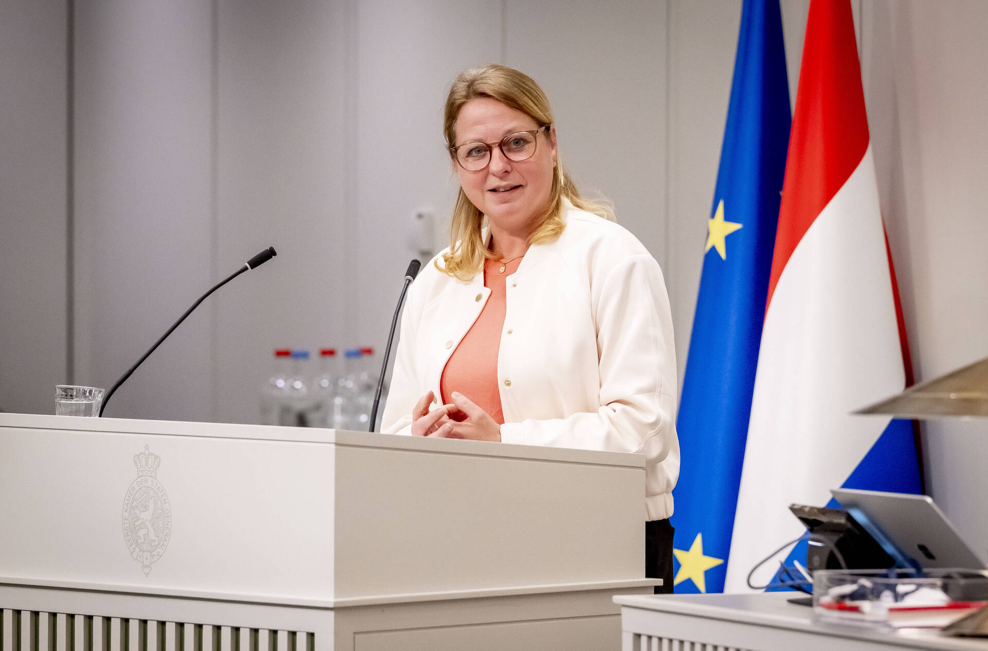 Senator Straus (VVD)
