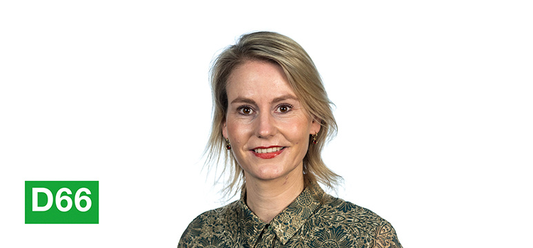 Drs. J.M.P. van der Laan (D66) 1