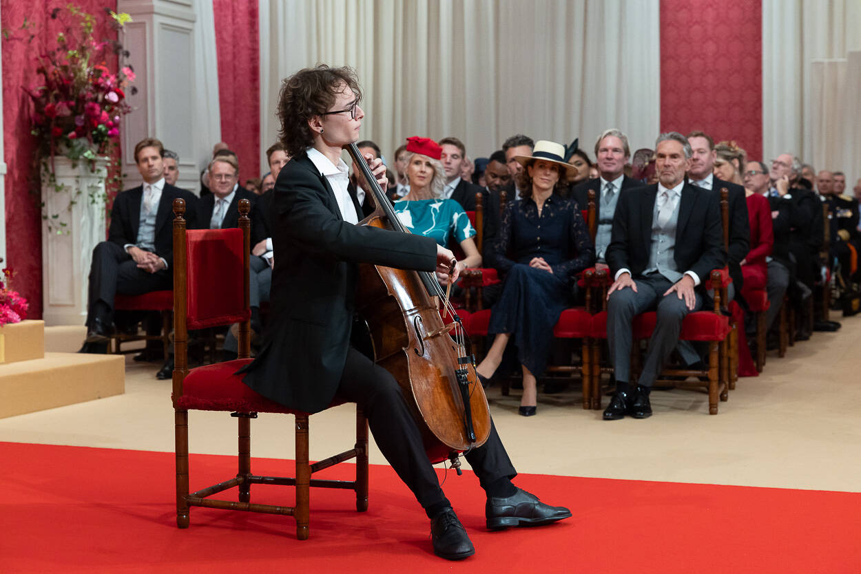 Cellist Stefano Bruno speelde een suite van Bach